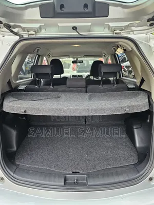 Toyota Ractis 1.3 FWD 2014 Silver