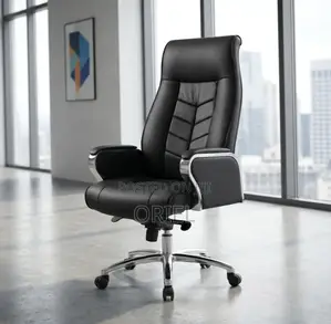 Leather Executive Office Chair : Padded Leather Chair