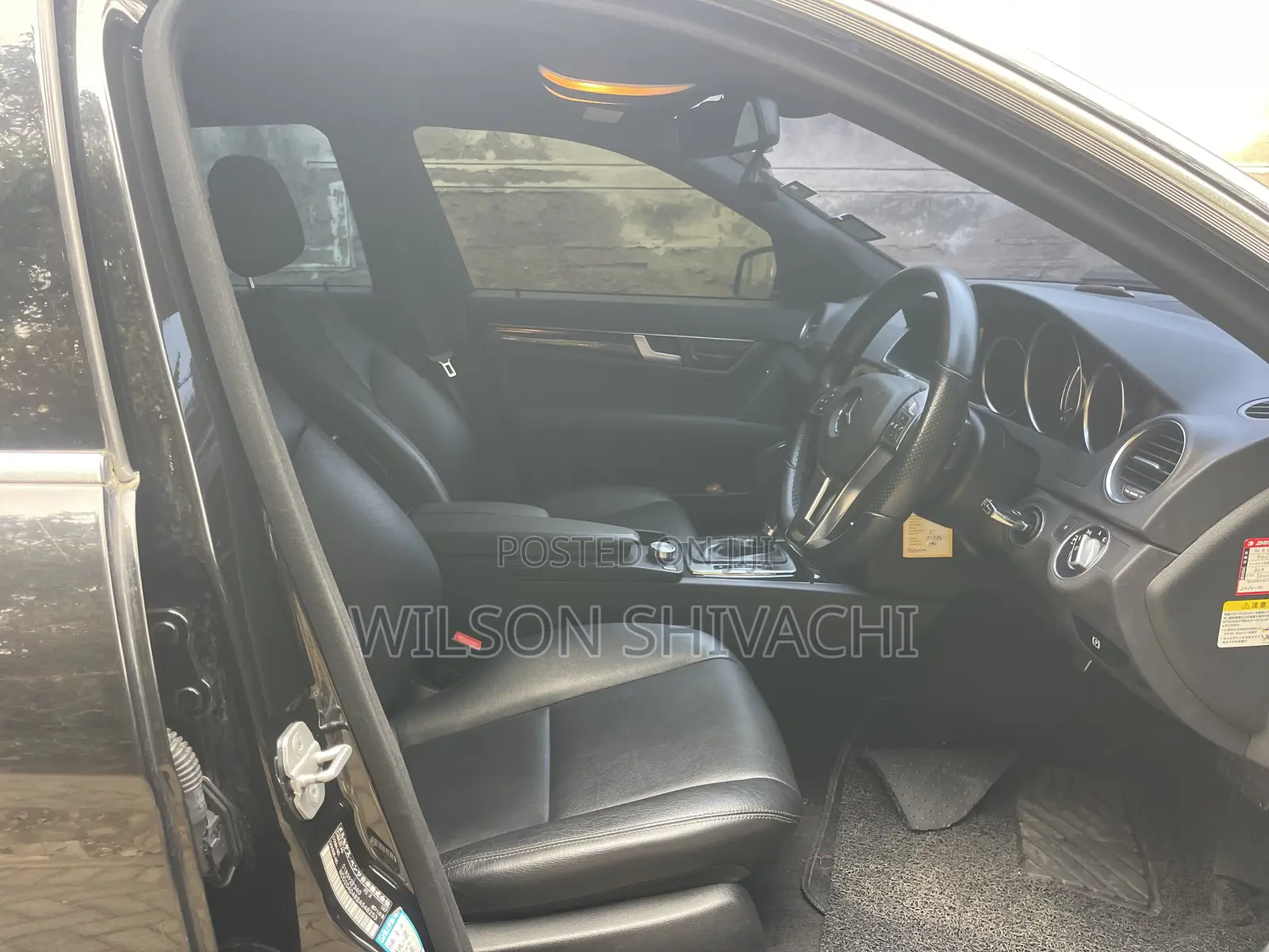 Mercedes-Benz C200 2012 Black