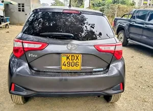 Toyota Vitz 1.0 FWD 5dr 2019 Gray