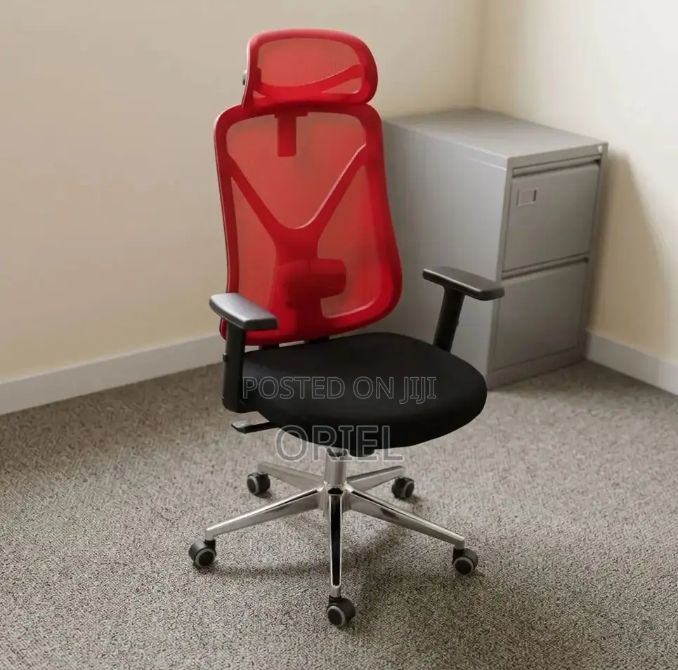 Executive Office Chair : Red Back Office Seat