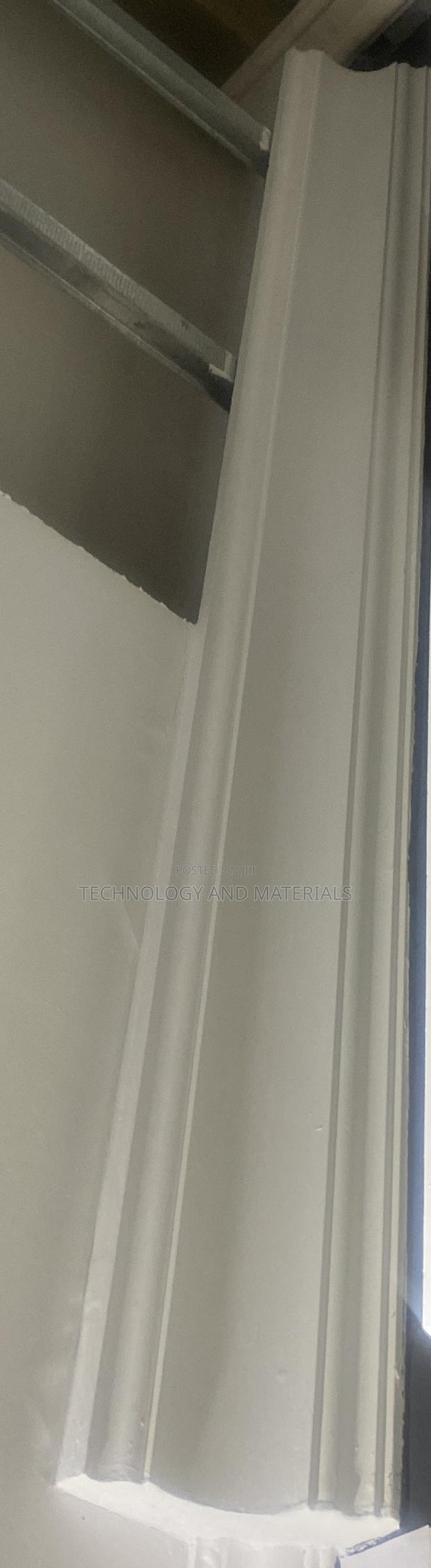 Pu Cornice 2.4m*7inch