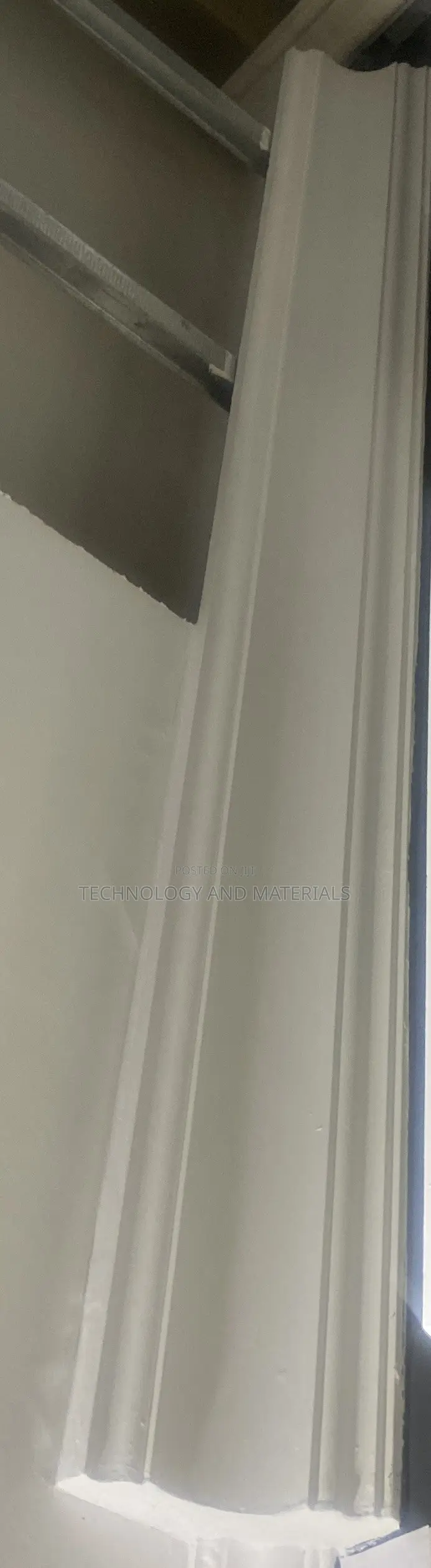 Pu Cornice 2.4m*7inch