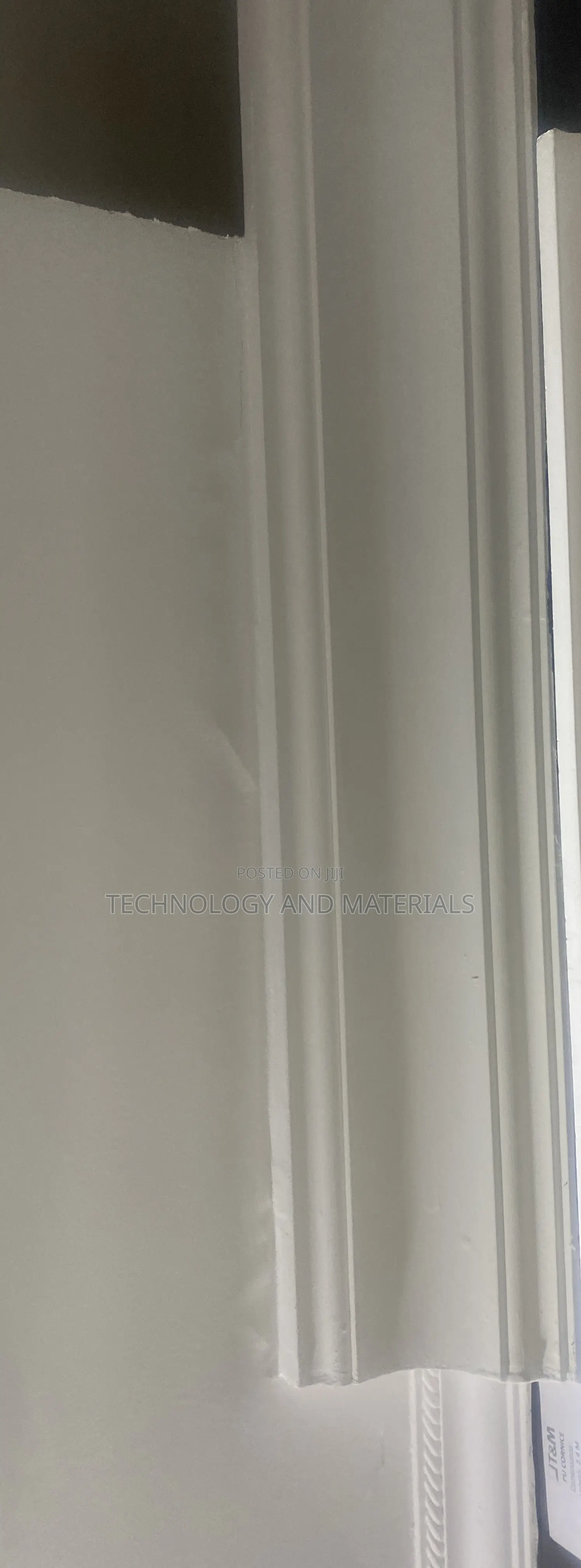 Pu Cornice 2.4m*7inch