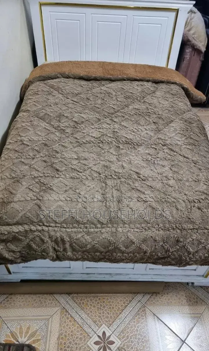 Winter Woolen Duvet