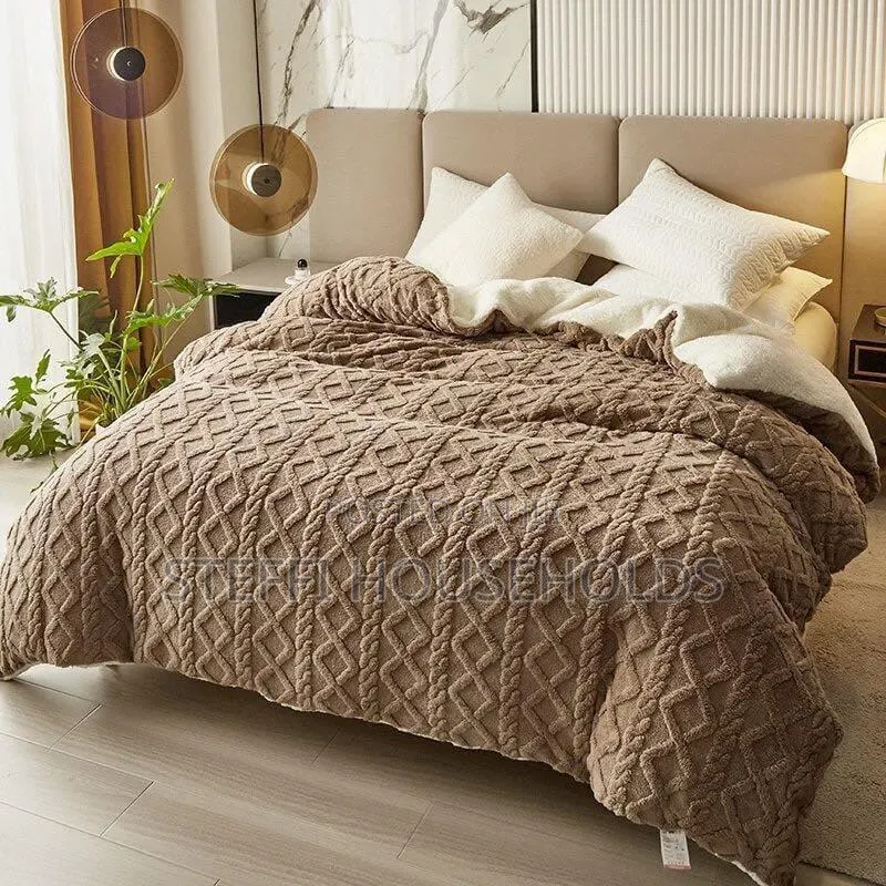 Winter Woolen Duvet