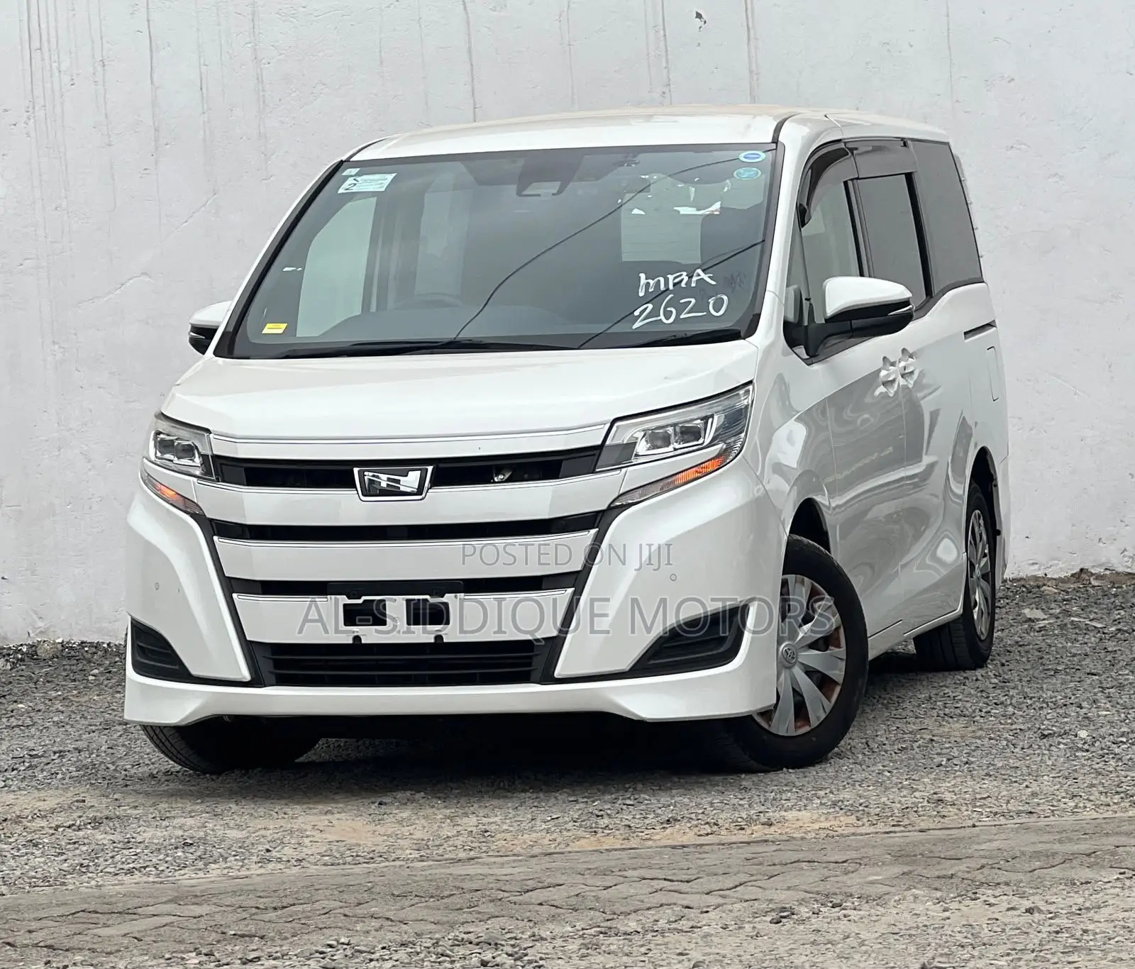 Toyota Noah 2019 White