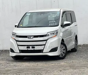 Toyota Noah 2019 White