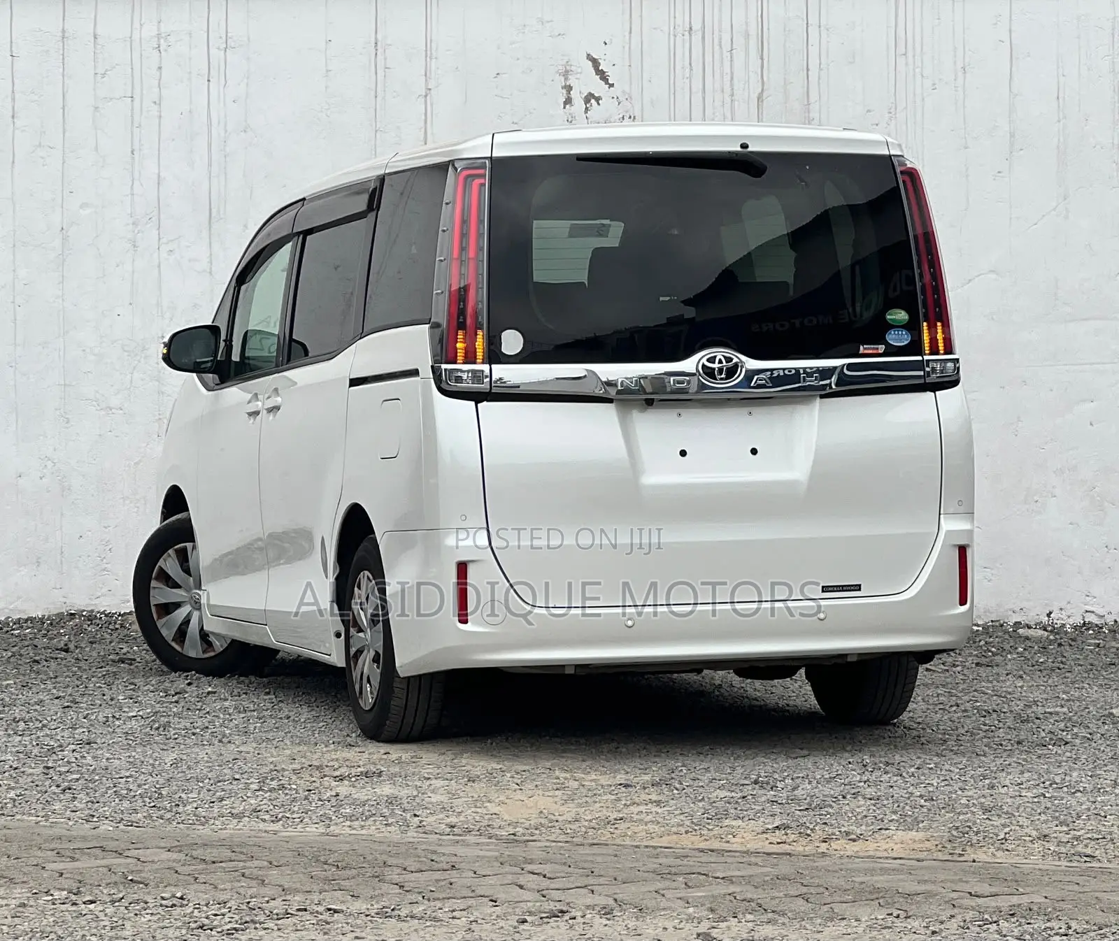 Toyota Noah 2019 White
