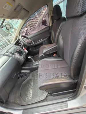 Nissan Tiida 2010 Silver