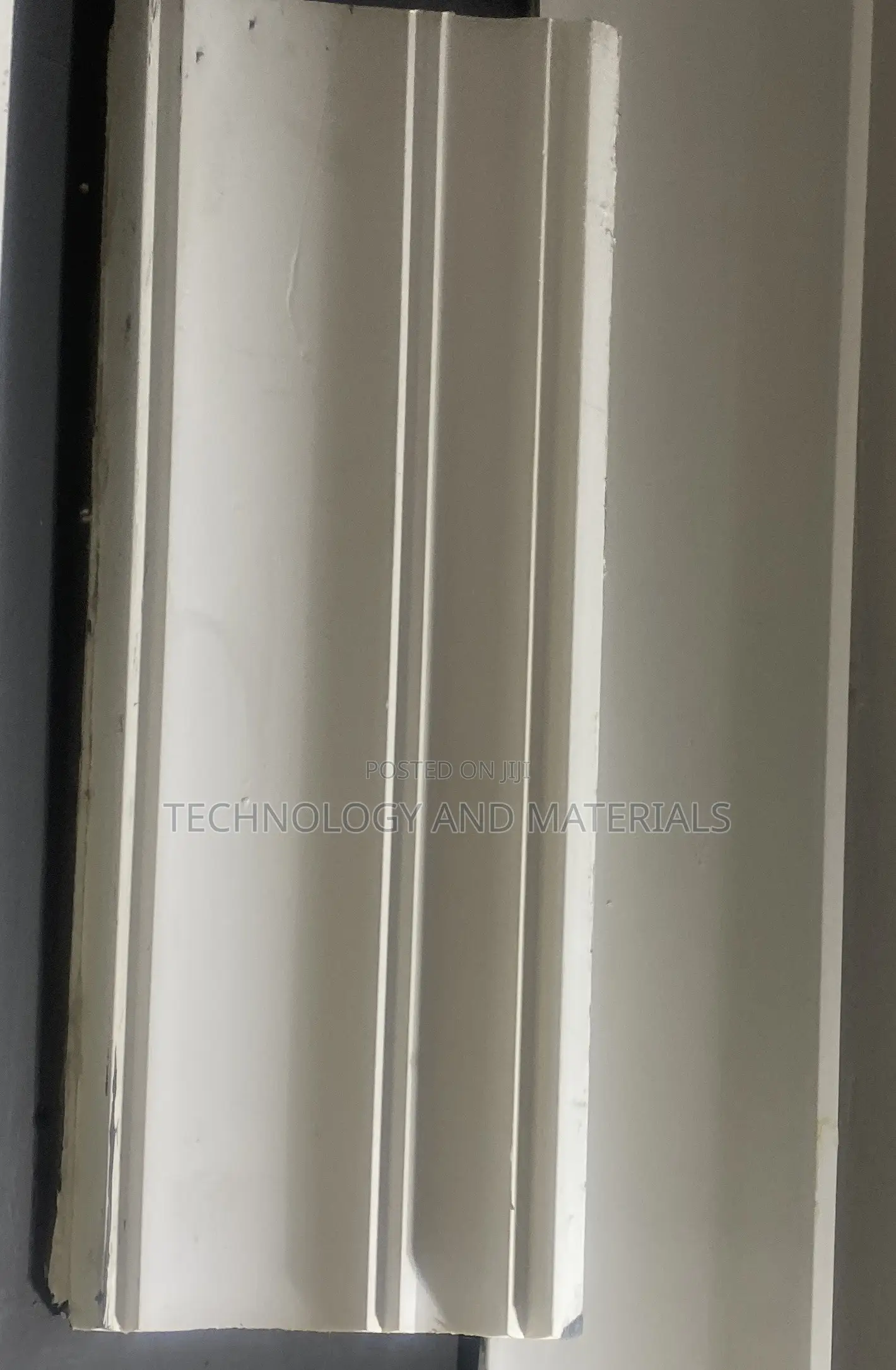 Pu Cornice 2.4*5inch
