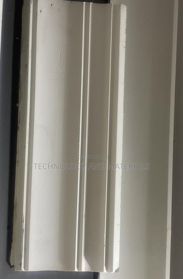 Pu Cornice 2.4*5inch