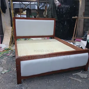 5 by 6 Mocket Bed