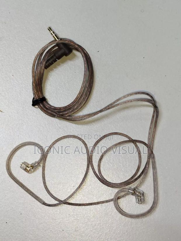 In Ear Cable - main view