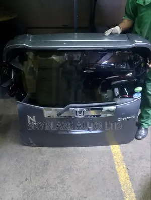 Honda N WGN Tailgate