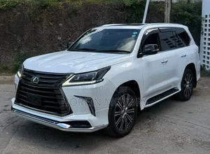 Lexus LX 2021 White