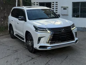 Lexus LX 2021 White