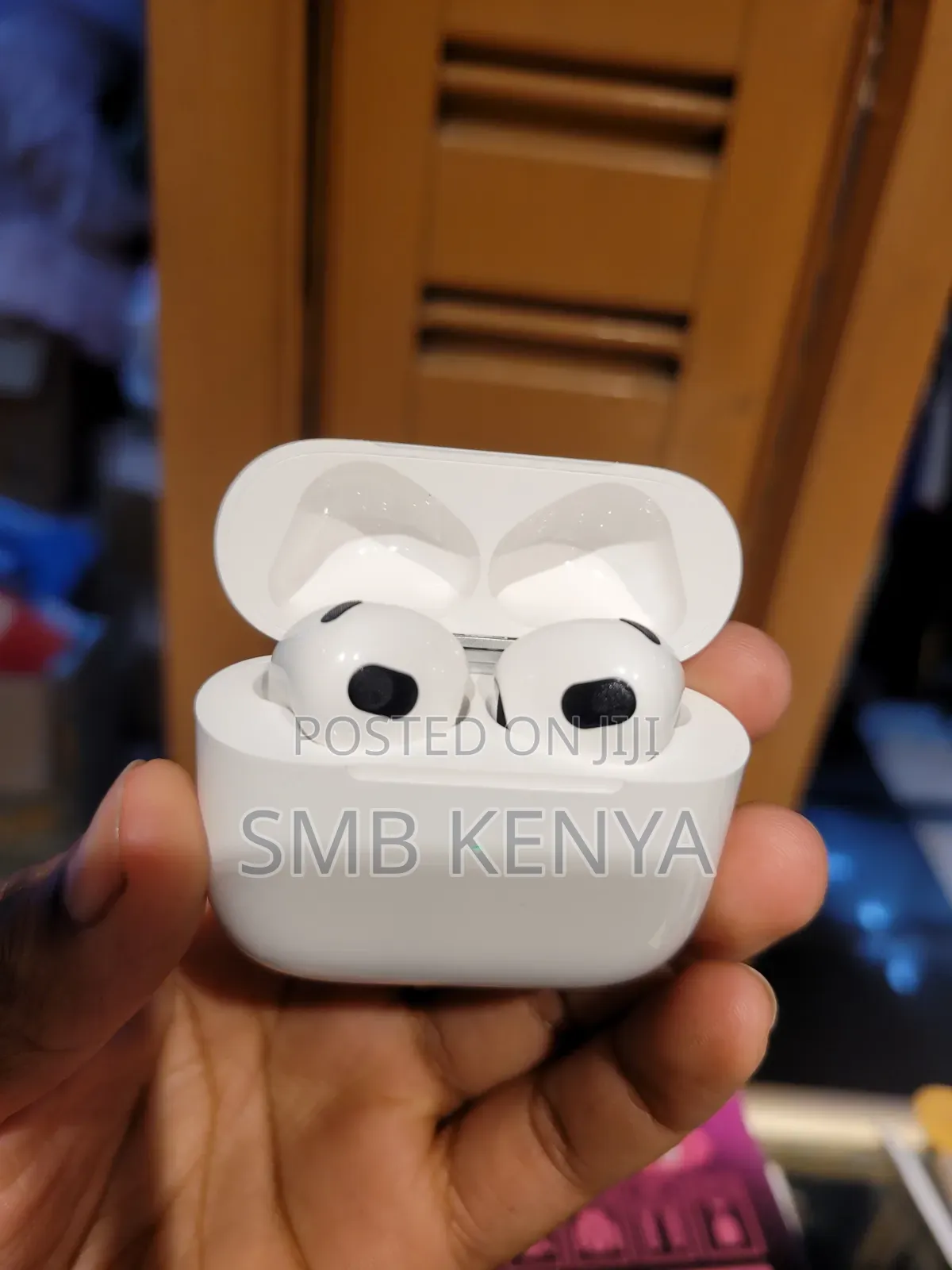 AirPods Pro 3-Inspired Wireless Bluetooth Earbuds With Charging Case