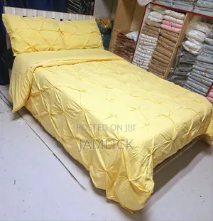 Mustard Pintuck Design Duvet Cover Set –Cl