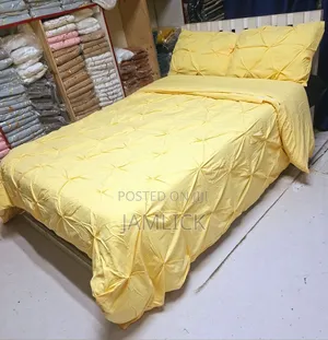 Mustard Pintuck Design Duvet Cover Set –Cl