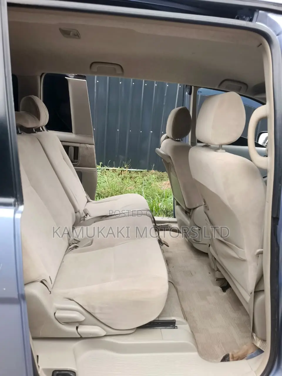 Toyota ISIS 2007 Blue