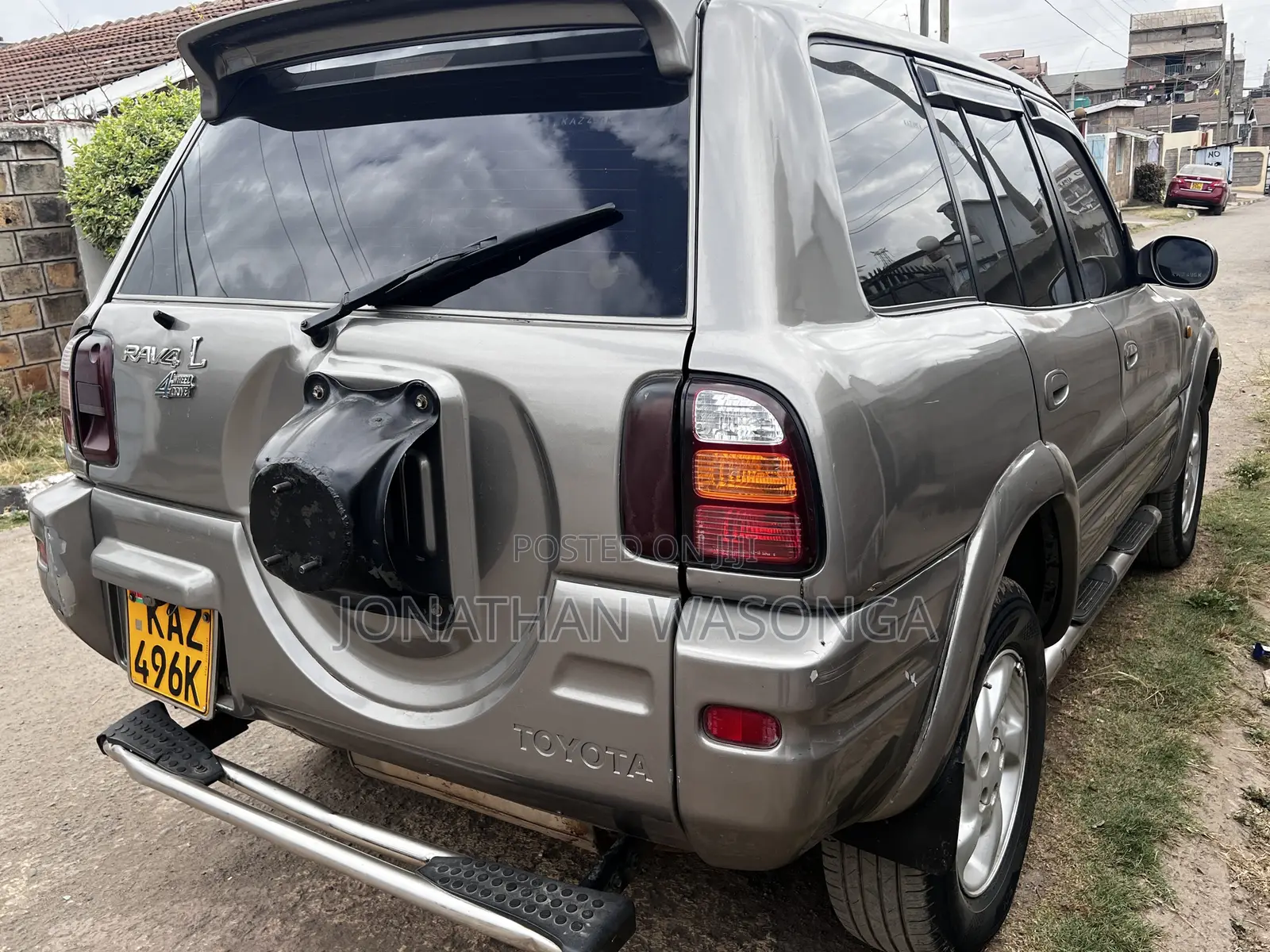 Toyota RAV4 Automatic 2000 Gray