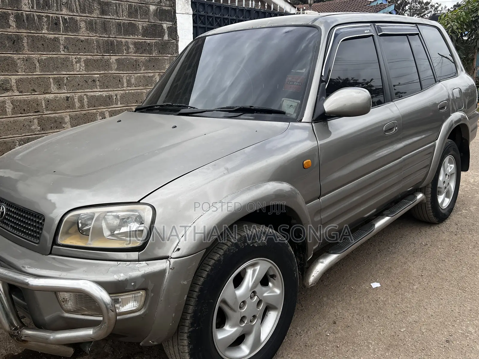 Toyota RAV4 Automatic 2000 Gray