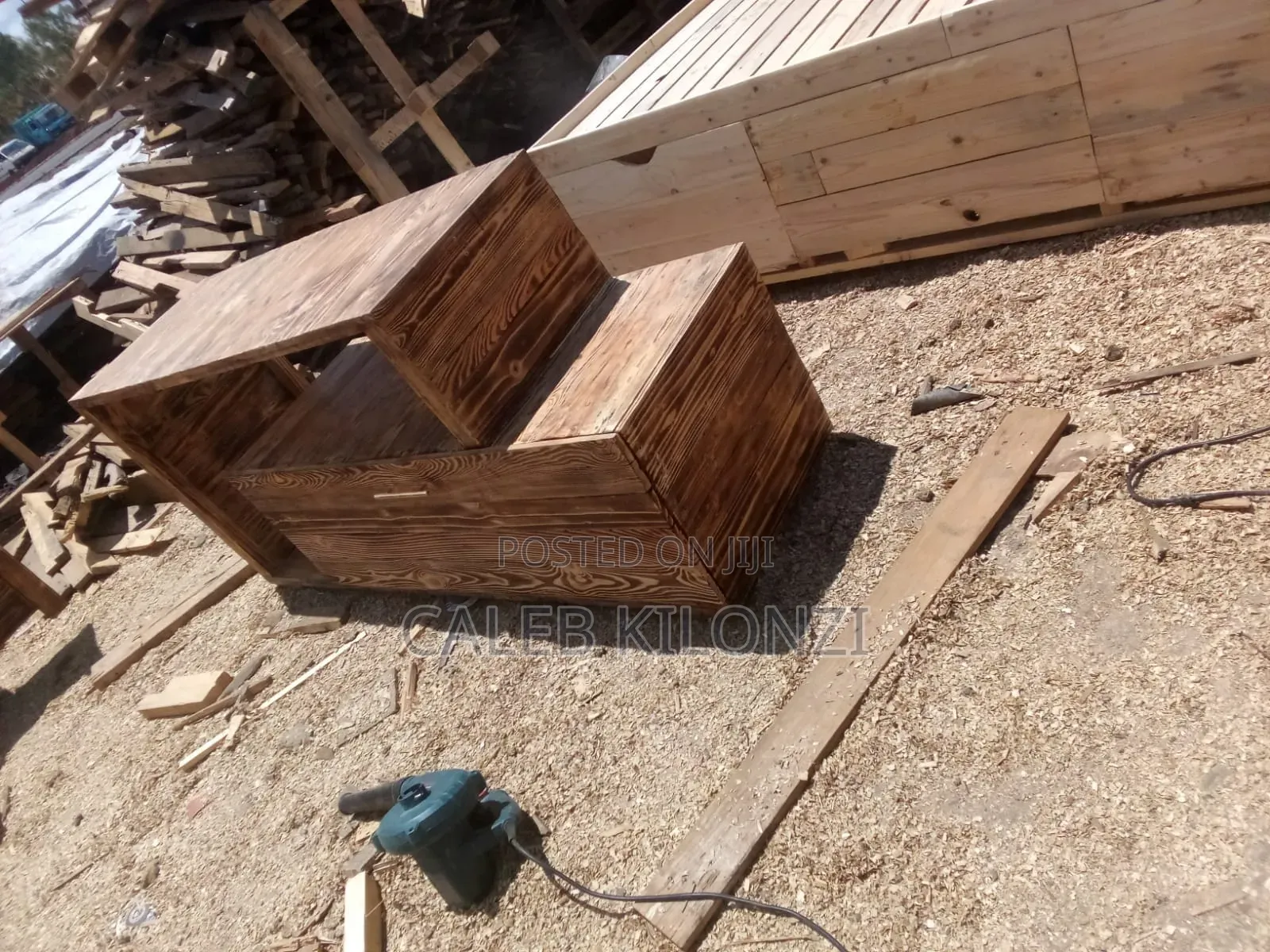 Rustic Pallet TV Stand