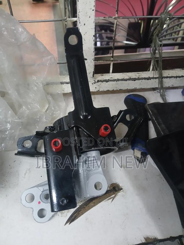Suzuki Alto Gearbox Mounting
