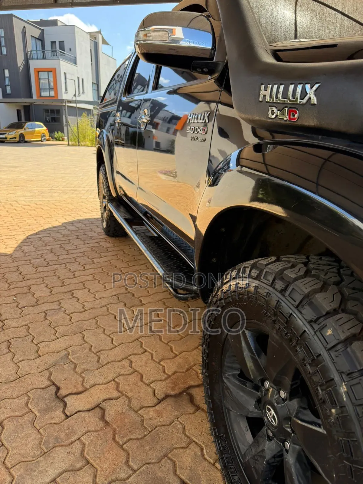 Toyota Hilux 2011 Black
