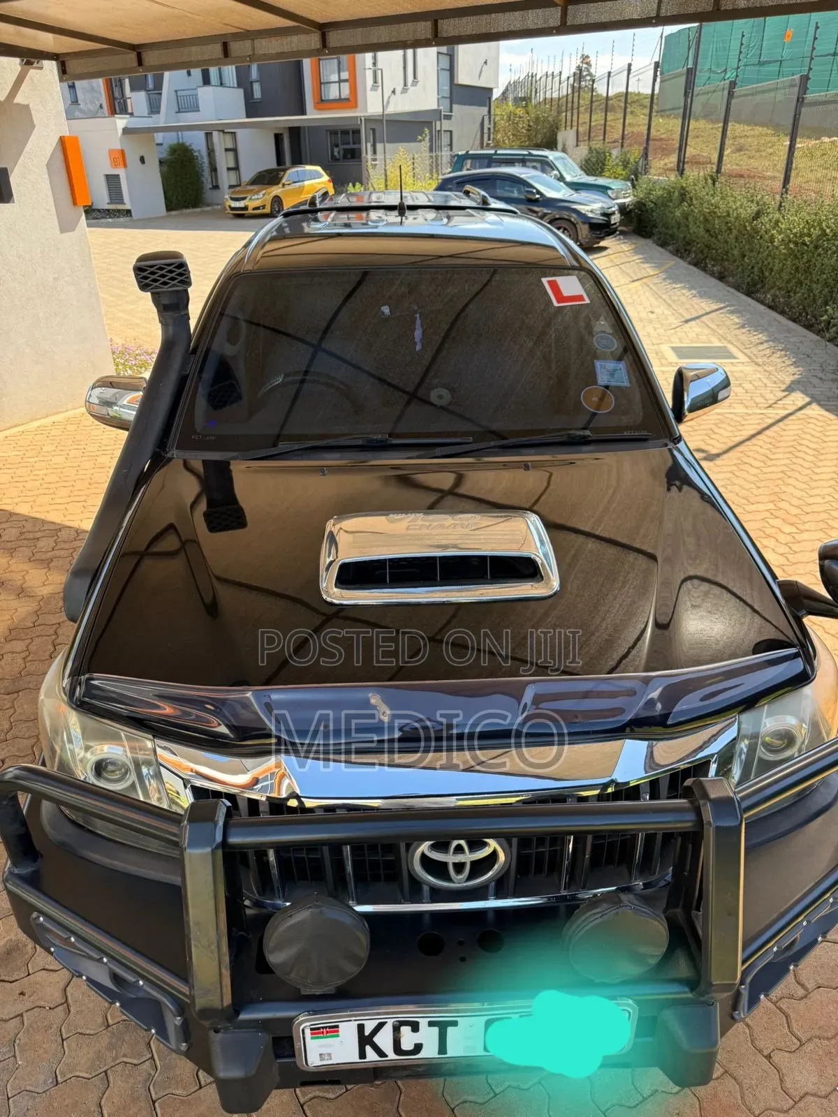 Toyota Hilux 2011 Black