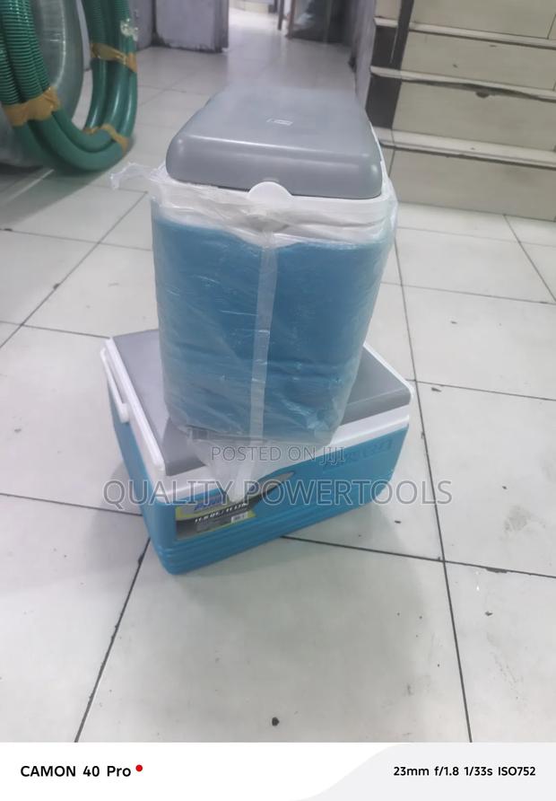 Assured 10ltrs Cooler Box