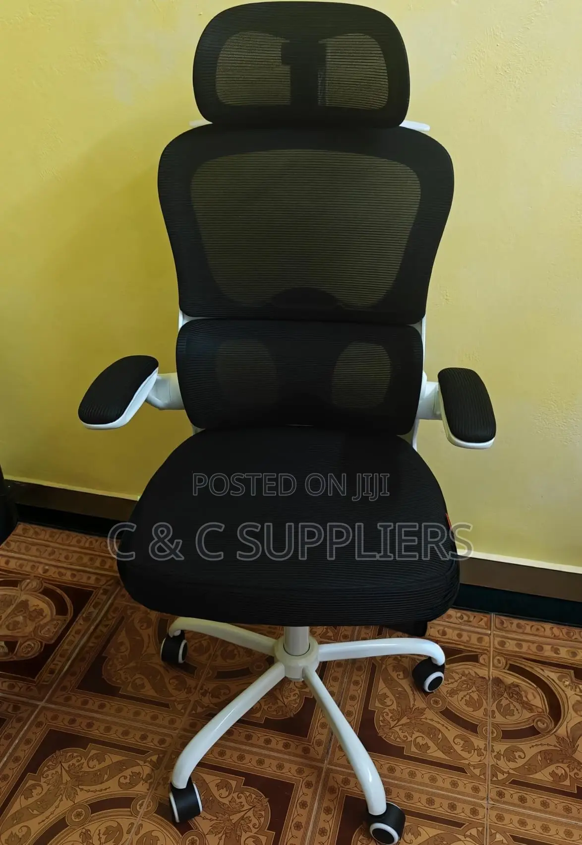Modern Ergonomic Chair With Flip Up Arms