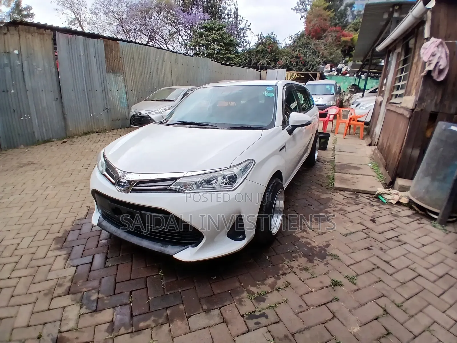 Toyota Corolla Fielder 1.5 Hybrid FWD 2019 White