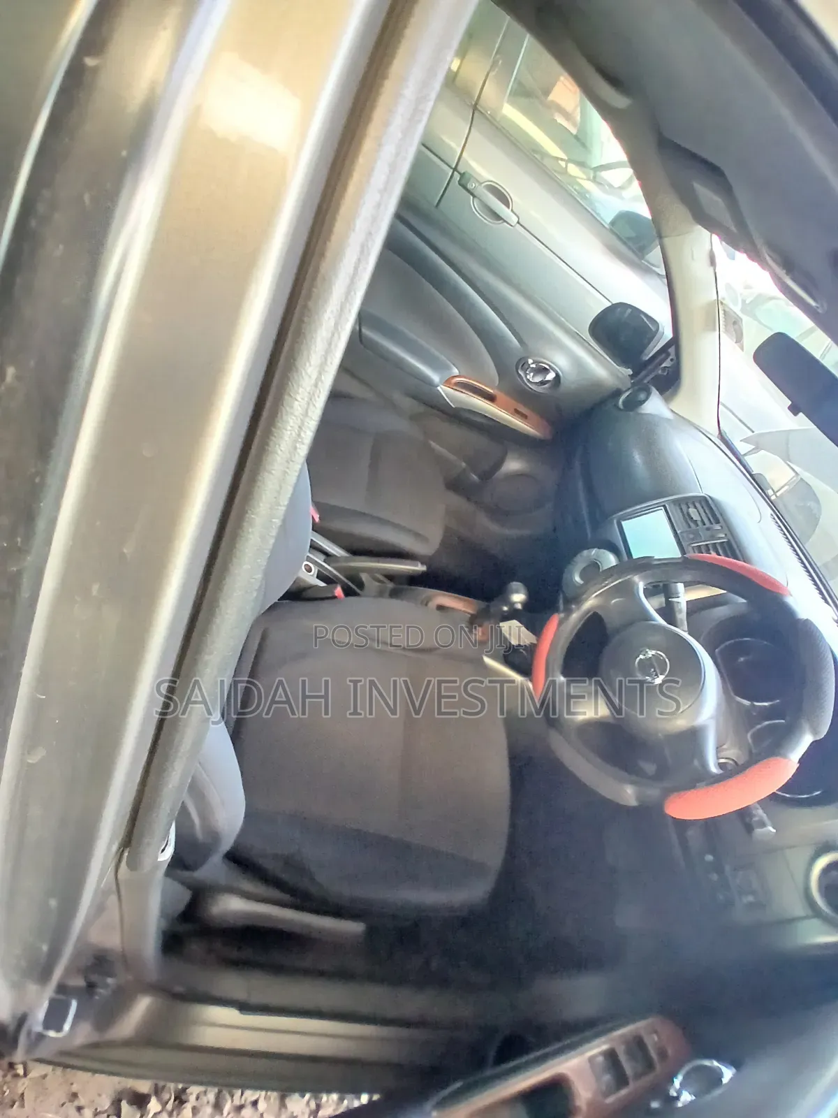 Nissan Latio 1.2 2013 Gray