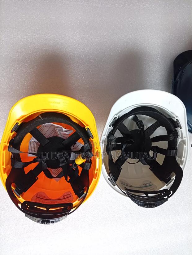 Heavy Duty Protective Helmet for Construction Workers - thumbnail 2