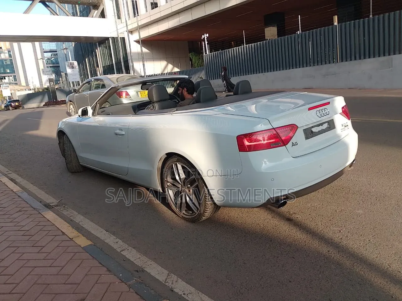 Audi A5 2.0T Premium quattro 2dr Convertible AWD (2.0L 4cyl Turbo 8A)