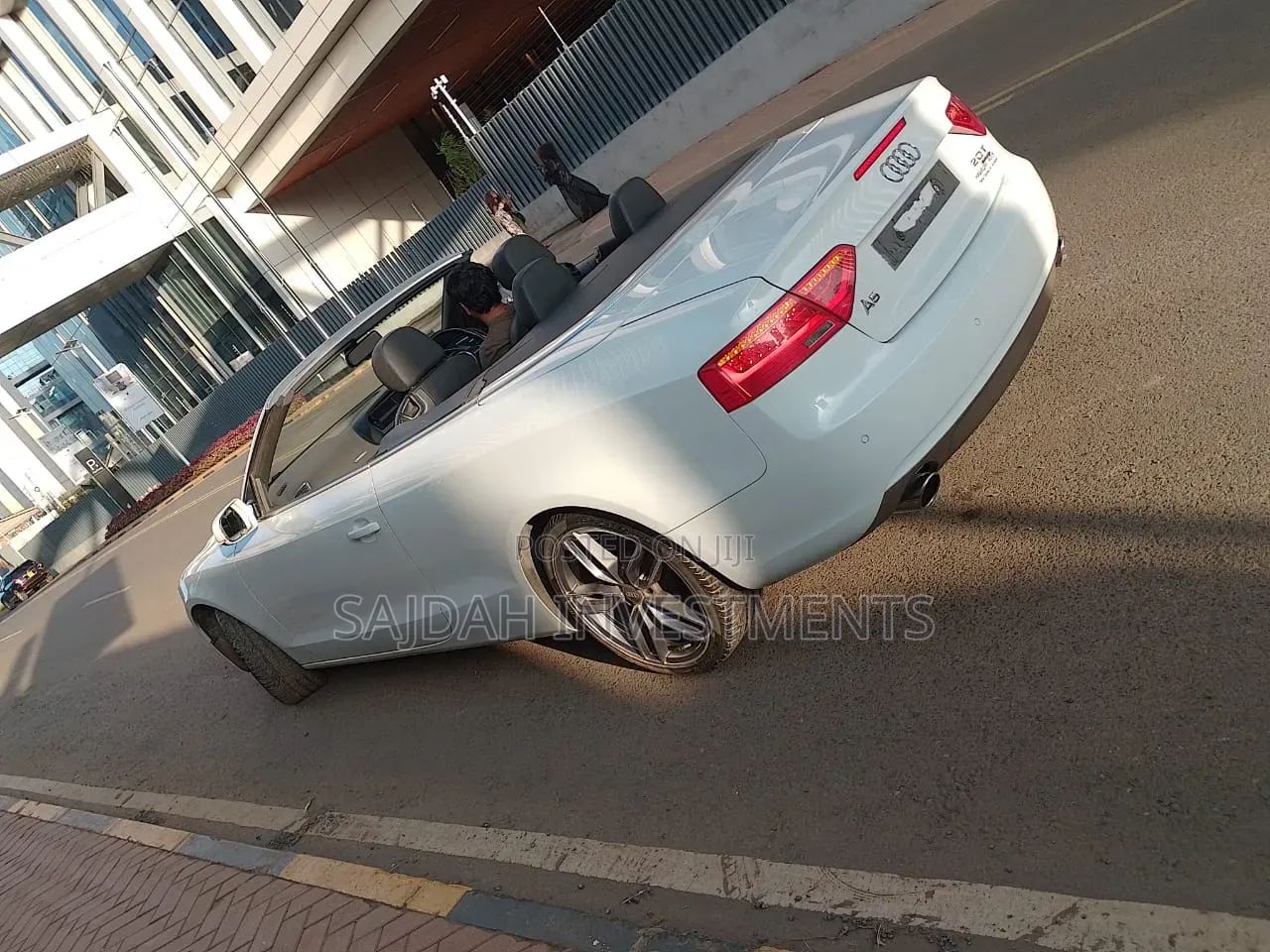 Audi A5 2.0T Premium quattro 2dr Convertible AWD (2.0L 4cyl Turbo 8A)