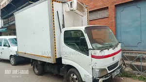 Toyota Dyna 2005 White on Sale