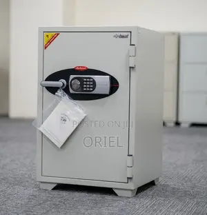 Office Safe : Diplomat Fireproof Safe Model 070EHK – 90Kgs.