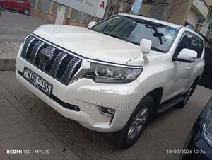 Toyota Land Cruiser Prado 2.8 2018 White