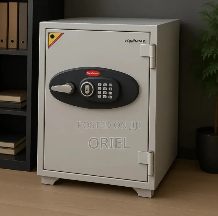 Office Safe : Diplomat Fireproof Safe Model 070EHK – 90Kgs.