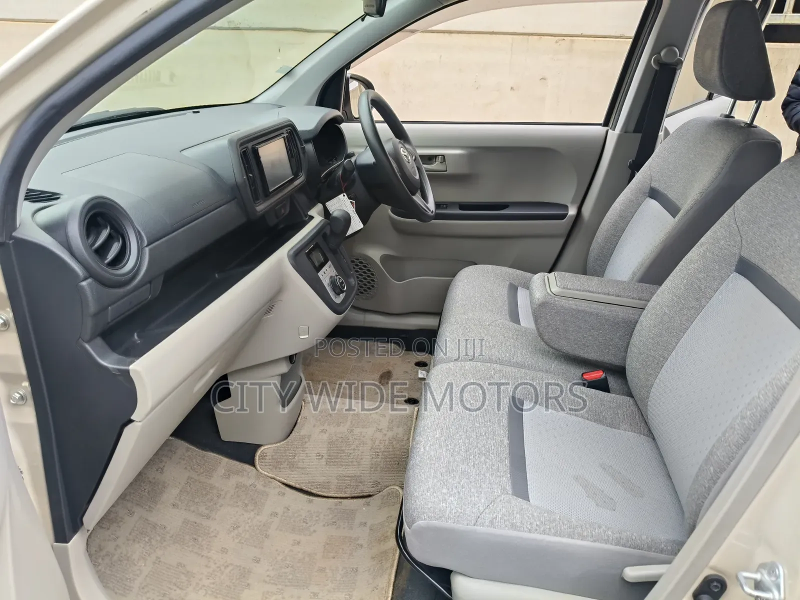 Toyota Passo 2019 Beige