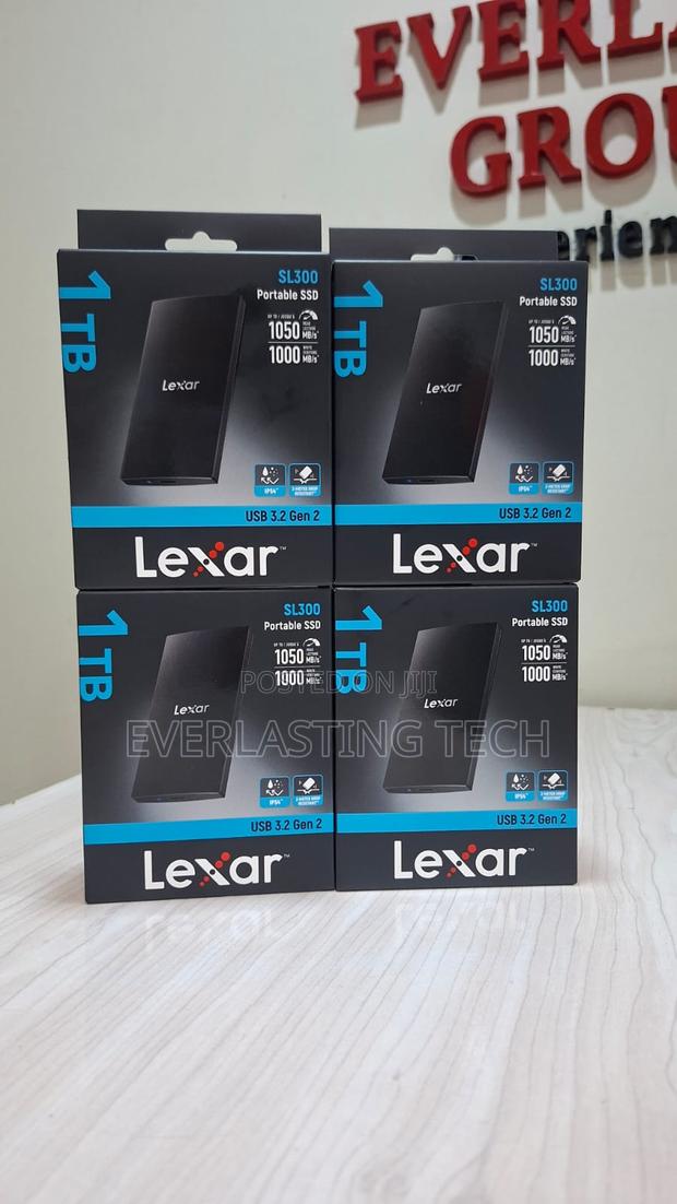 Lexar SL300 External Portable SSD 1TB, Up to 1050mb/S Read