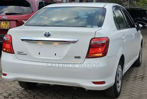 Toyota Axio 1.5 Hybrid G 2WD 2020 Pearl