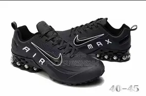 Nike Airmax Sneakers