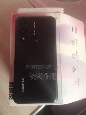 Neon Ultra 32 GB Black