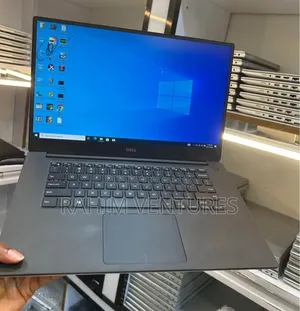 Laptop Dell Latitude 5530 8GB Intel Core i7 SSD 256GB
