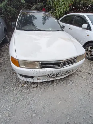 Mitsubishi Lancer 1999 White