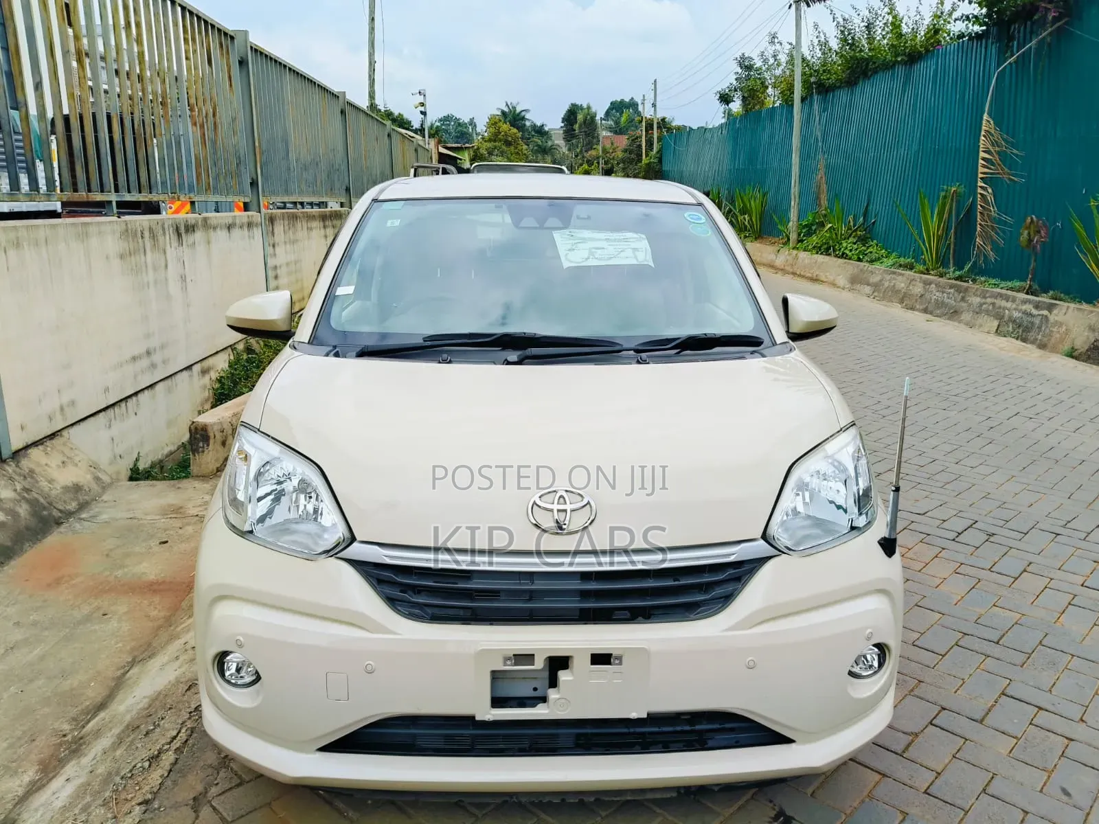 Toyota Passo 1.0 FWD 2019 Ivory